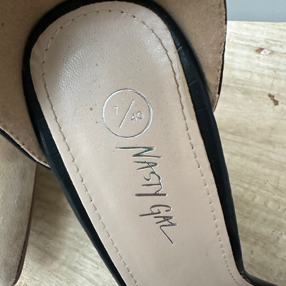 nasty gal black faux leather ruffle ankle strap stiletto heel luxury size 7/40 - Picture 9 of 9